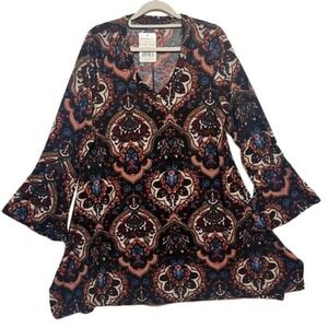 WinWin Flare Bottom Long Bell Sleeve Multi-Color Pattern Tunic Size L/XL Top